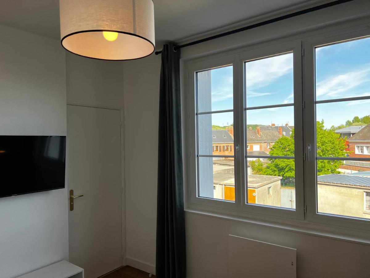 Idealement Situe "Le Studio" Les Locations Isahora Sont Aussi A 2 Pas Du Chateau D'Eu, Des Falaises Du Treport, De Mers Les Bains Et Aux Portes De La Baie De Somme Eu, 滨海塞纳省 外观 照片